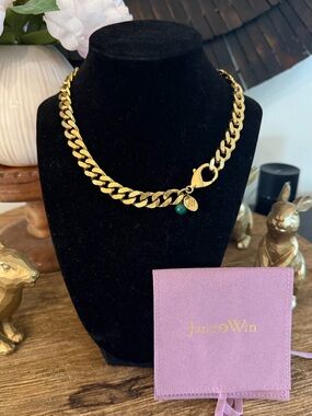 Jane Win Thick Gold-Tone Curb Necklace with Green Charm excellent condition .